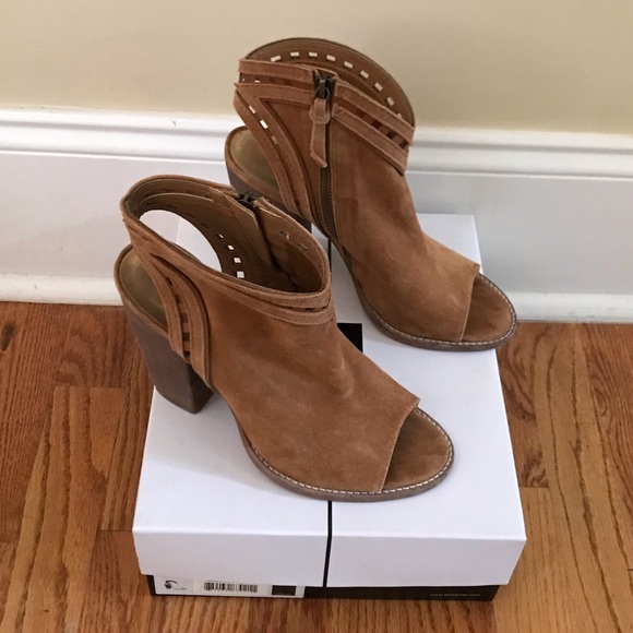 Dolce Vita Natasha Suede Leather Cutout Bootie - Picture 3 of 5